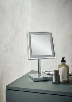 Emco Pure LED-Rasier-/Kosmetikspiegel 109406007 Ø 203 Mm, Rund, Vergrößerung 3-fach, Direktanschluss, Chrom -VIEGA Verkäufe Emco Pure LED Rasier Kosmetikspiegel 109406007 o 203 mm rund Vergroesserung 3 fach Direktanschluss chrom 4