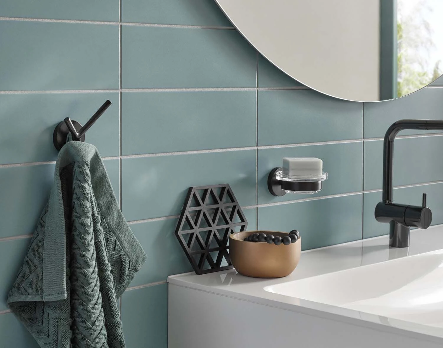 Emco Round Seifenhalter 433000100 Chrom, Schale Kristallglas Klar, In Halter 5 Emco Round Seifenhalter 433000100 Chrom, Schale Kristallglas Klar, In Halter – Bild 5