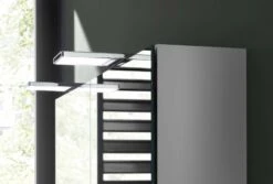 Emco Flat 2 Style Aufputz-Lichtspiegelschrank 979706303 800x721mm, LED-Aufsatzleuchte, 2-türig, Aluminium -VIEGA Verkäufe Emco flat 2 Style Aufputz Lichtspiegelschrank 979706303 800x721mm LED Aufsatzleuchte 2 tuerig Aluminium 2