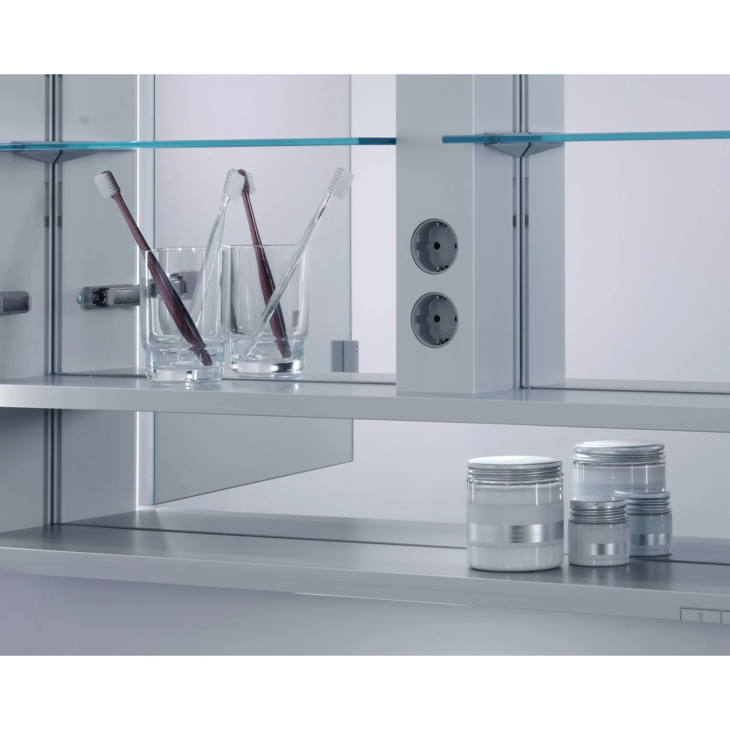 Keuco Royal Lumos Spiegelschrank 14304172301 Wandvorbau, Silber-eloxiert, Verdecktes Ablagefach, 1000 X 735 X 165 Mm 10 Keuco Royal Lumos Spiegelschrank 14304172301 Wandvorbau, Silber-eloxiert, Verdecktes Ablagefach, 1000 X 735 X 165 Mm – Bild 10