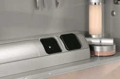 Villeroy & Boch My View-In Spiegelschrank A4351300 130,1 X 74,7 X 10,7 Cm, LED, 3 Türen -VIEGA Verkäufe Villeroy and Boch My View In Spiegelschrank A4351300 1301 x 747 x 107 cm LED 3 Tueren 5