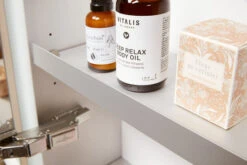 Villeroy Und Boch My View Now Spiegelschrank A4551200 120 X 75 X 16,8 Cm, LED-Beleuchtung, 3 Türen, Mit Sensorschalter 14 Villeroy Und Boch My View Now Spiegelschrank A4551200 120 X 75 X 16,8 Cm, LED-Beleuchtung, 3 Türen, Mit Sensorschalter -VIEGA Verkäufe Villeroy und Boch My View Now Spiegelschrank A4551200 120 x 75 x 168 cm LED Beleuchtung 3 Tueren mit Sensorschalter 4