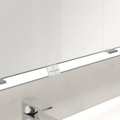 Villeroy Und Boch My View Now Spiegelschrank A4551600 160 X 75 X 16,8 Cm, LED-Beleuchtung, 3 Türen, Mit Sensorschalter -VIEGA Verkäufe Villeroy und Boch My View Now Spiegelschrank A4551600 160 x 75 x 168 cm LED Beleuchtung 3 Tueren mit Sensorschalter 2